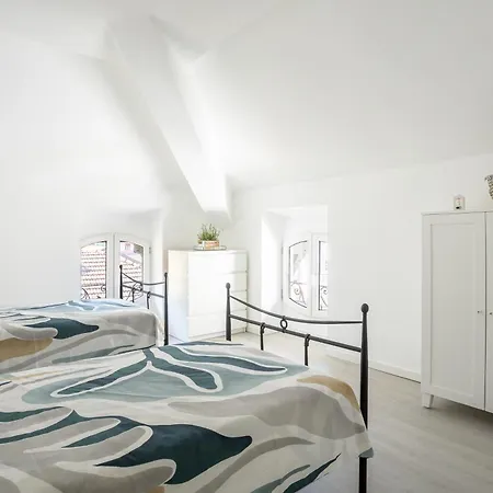Elegante Attico Fronte - Casa Barozzi Luino