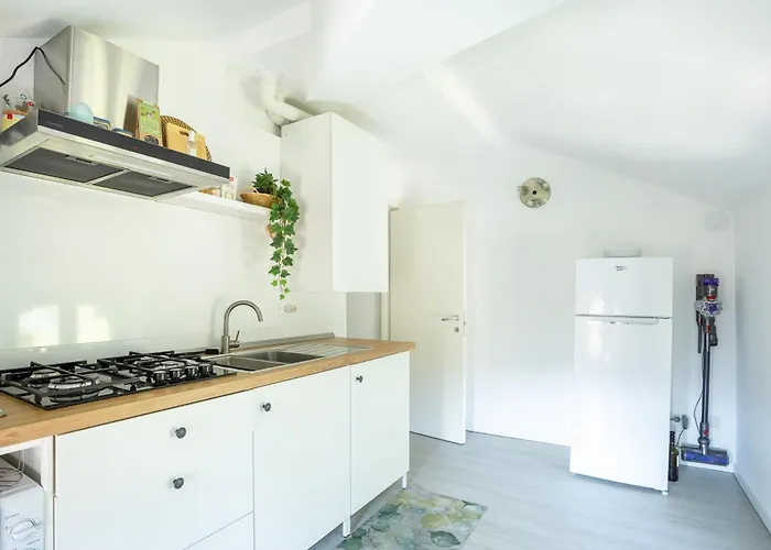 Apartman Elegante Attico Fronte Lago - Casa Barozzi *