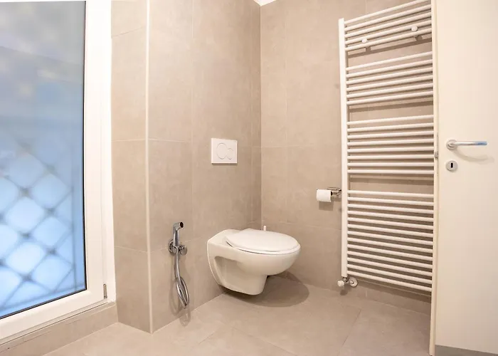 Elegante Attico Fronte Lago - Casa Barozzi Apartman *