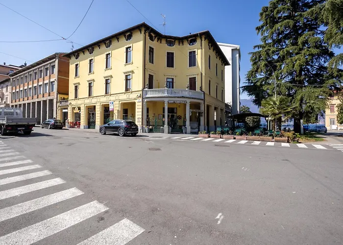 Apartman Elegante Attico Fronte Lago - Casa Barozzi Luino