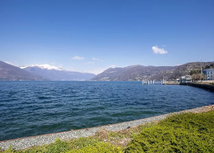Apartman Elegante Attico Fronte Lago - Casa Barozzi Luino